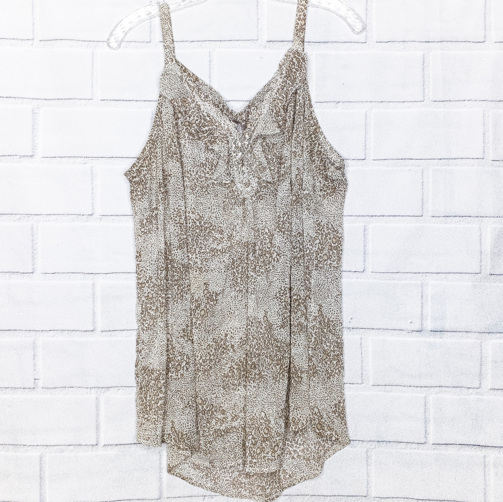 AVENUE》Glitter Cheetah Blouse•Camilla•SIZE 18/20•